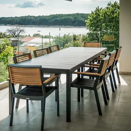 Apartamento Beautiful Apartment In Punat With Sauna