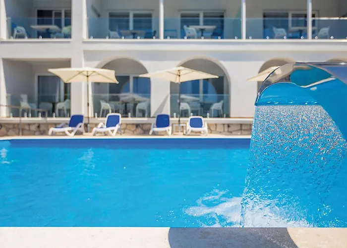 Apartment Gorgeous In With Sauna Punat