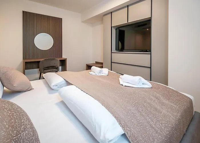 Gorgeous In With Sauna